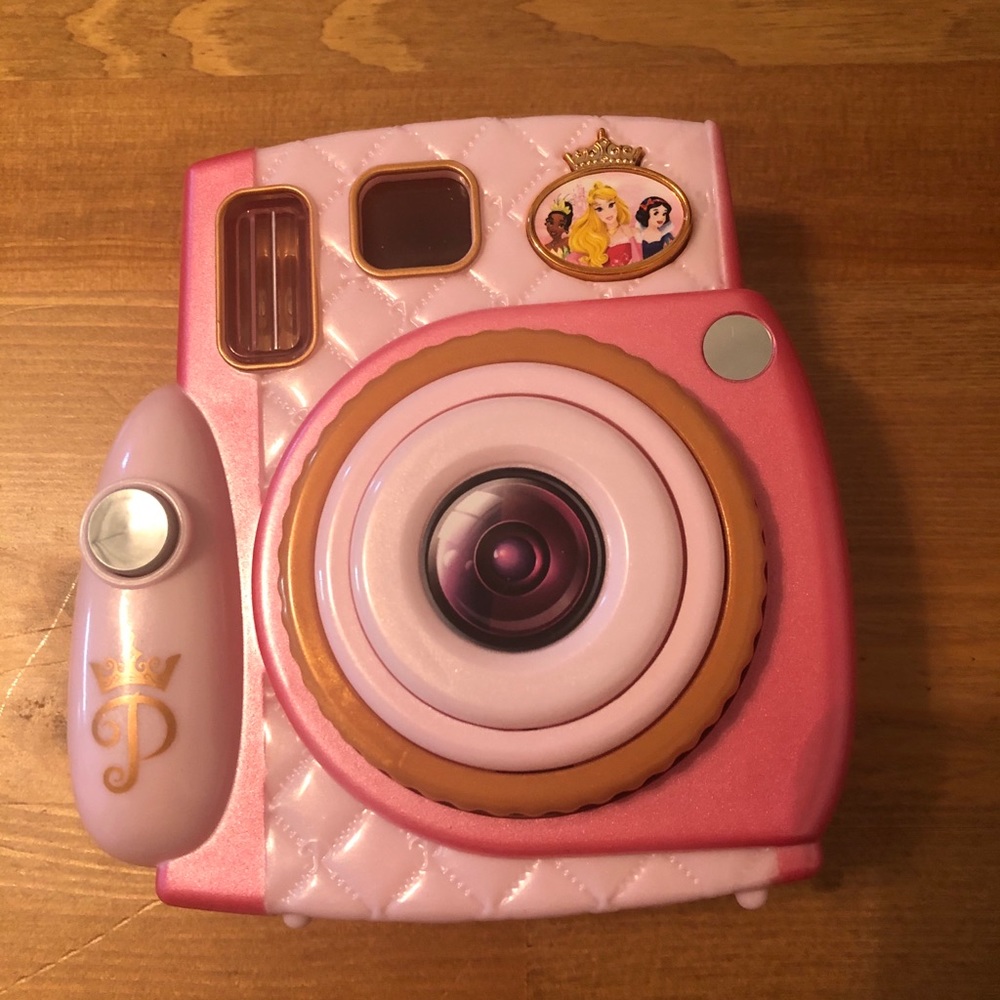 Used camera toy
